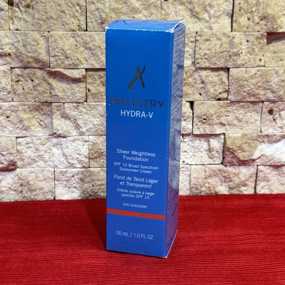 ARTISTRY Hydra-V Sheer Weightless Foundation SPF 15 Golden  L4N1 1oz NEW